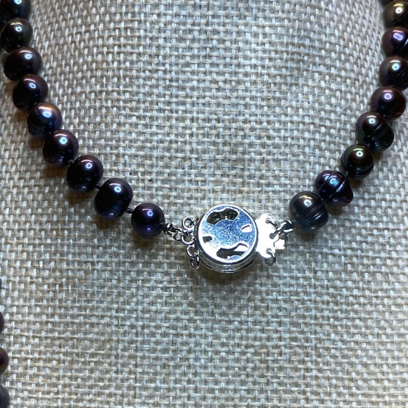 Vintage Genuine Peacock Pearl Necklace with Silver Clasp. Beautiful Luster EUC - Picture 6 of 13